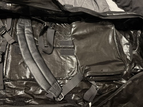 OutdoorMaster Padding Snowboard Bag - Snowboard Bags with Wheels for Air Trav... - Picture 9 of 11