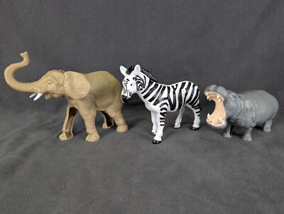 Wild Creatures Safari Animals w/Real Sound Hippopotamus Elephant Zebra