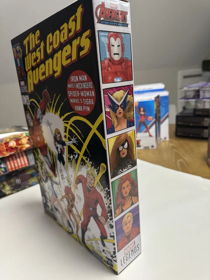 "Juego de 5 figuras de 6"" Marvel Legends Series: The West Coast Avengers" Foto 2 de 4