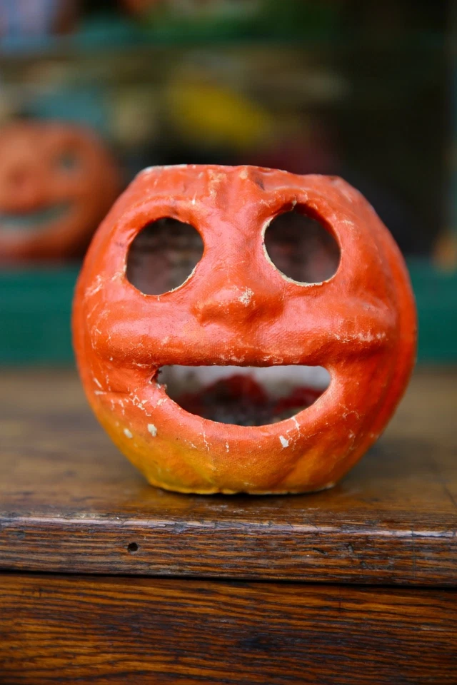 1920s Antique Vintage Halloween Paper Mache Pumpkin Jack-o-Lantern RARE Face - Image 2 of 4