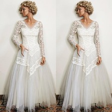 Long Sleeves Wedding Dresses Lace Vintage White V Neck Tulle A Line Bridal Gowns