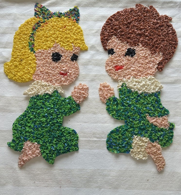 Vintage Melted Plastic Popcorn Christmas Children Praying Set of 2 Decorations