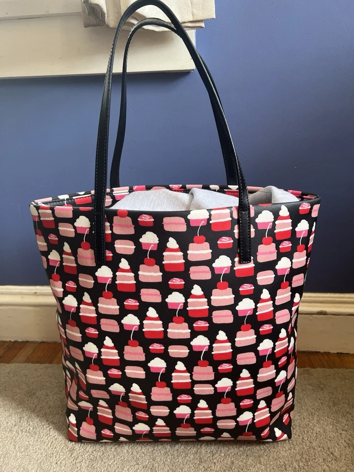 Bolso de Mano Kate Spade 'Take The Cake' Bon Shopper - Grande, Nuevo Sin Etiquetas (NUEVO SIN ETIQUETAS) Foto 2 de 4