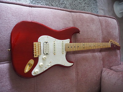 Fender Stratocaster Tash Sultana - Signature Modell - wie NEU - max. 2 Stunden