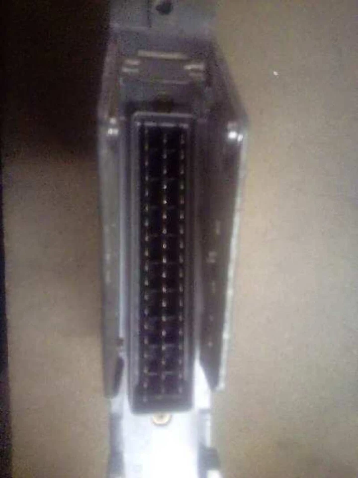 92GB2C013CB centralina abs per FORD SCORPIO BERL. TURNIER 1992 211083 - Immagine 3 di 4