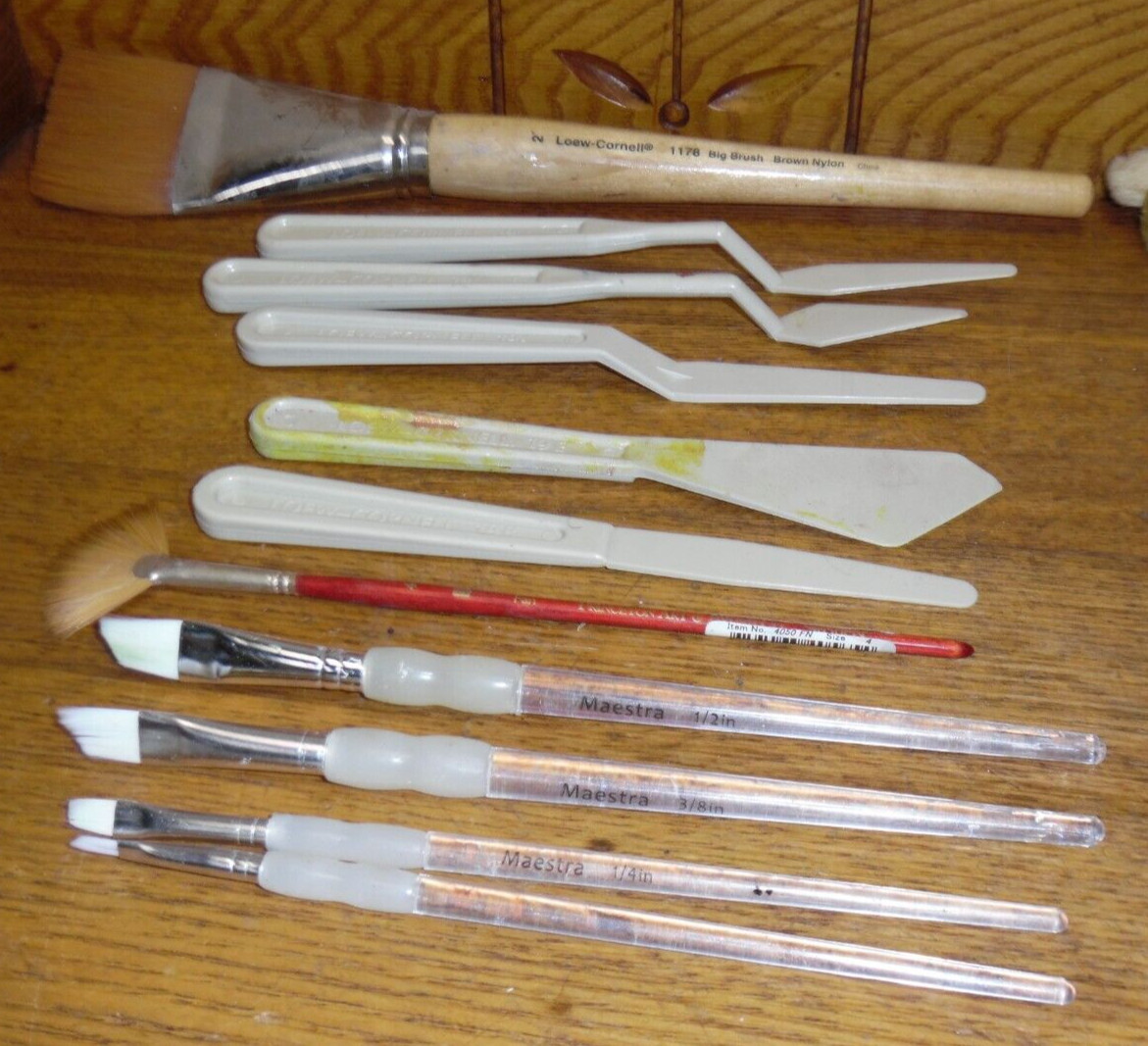 Assorted Loew-Cornell Paint Brushes 1801 1802 1 2 3 4 5 7 9 10 11 12 + Maestra
