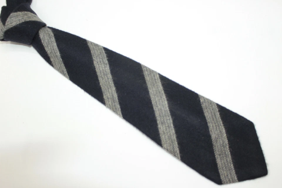 Corbata TRUSSARDI Made in Italy F68140 Foto 2 de 4