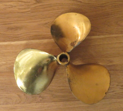 Vintage Chris Craft Boat Propeller Bronze Equi poise T-36 18 Pitch 757 Left Hand