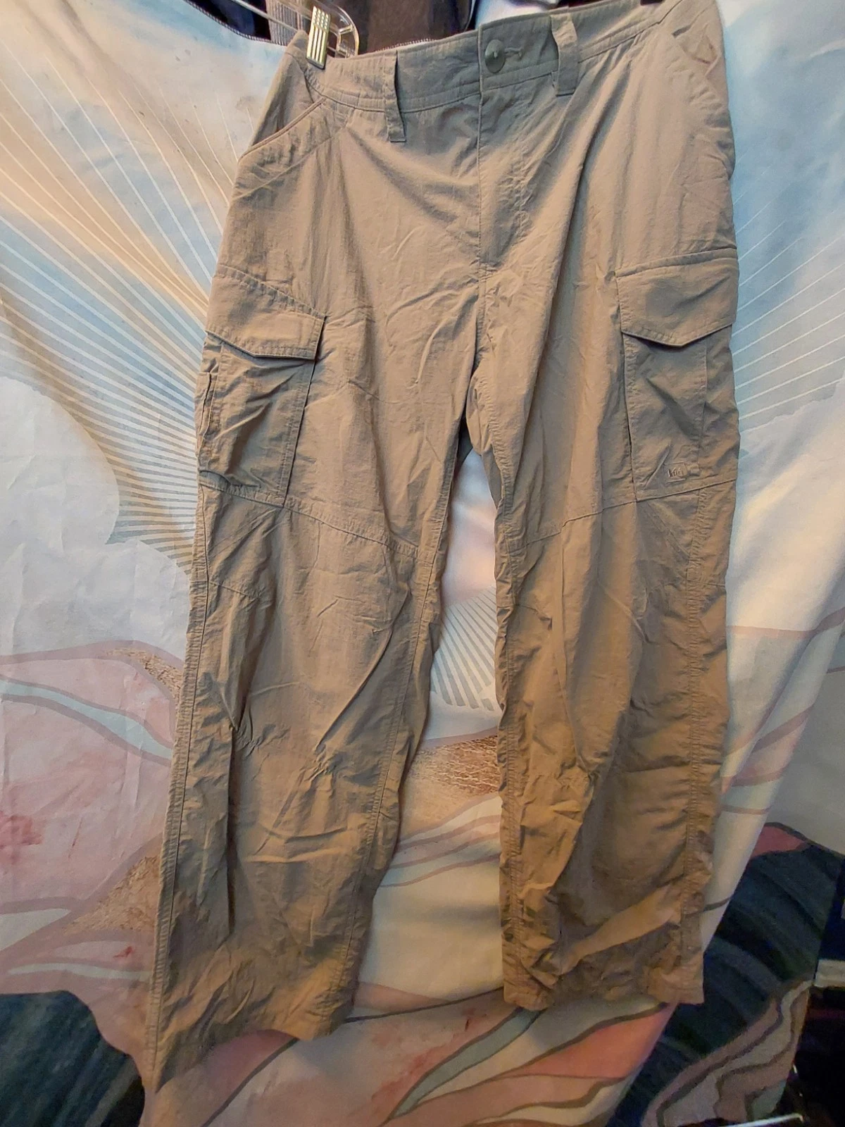 REI Pants Mens Large/30L Beige Nylon Cargo Stretch Waist Hiking Outdoor
