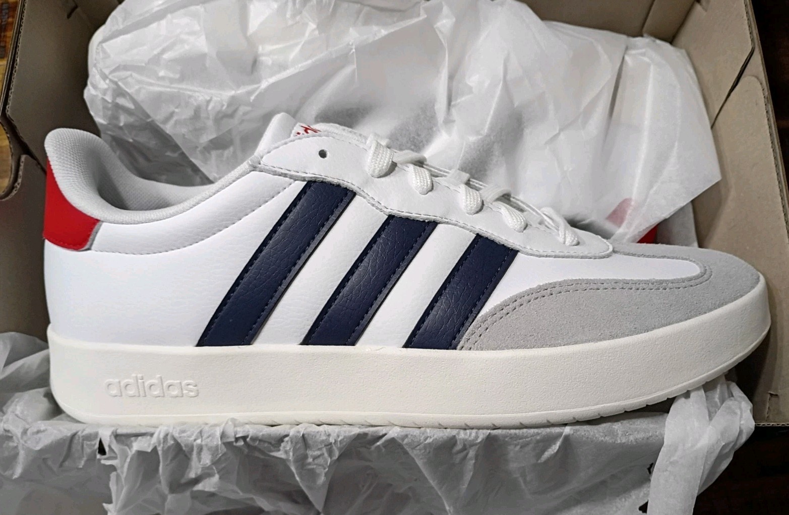 Adidas Barreda Men&rsquo;s Athletic Shoe White Leather Sneaker Footwear  Tennis Sz 10