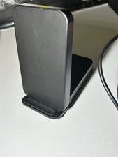 ubio labs Qi Wireless Charging Stand Black USB-C with Power Adapter Desktop