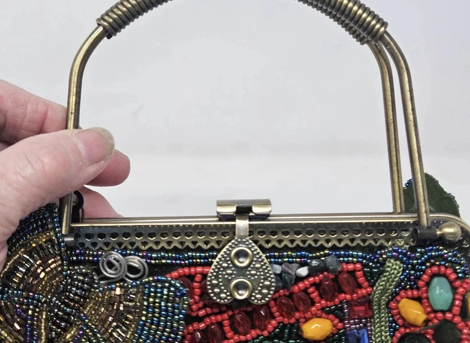 Bolso de mano bandolera vintage de noche con cuentas de Chico's bordado mariposa Foto 2 de 4