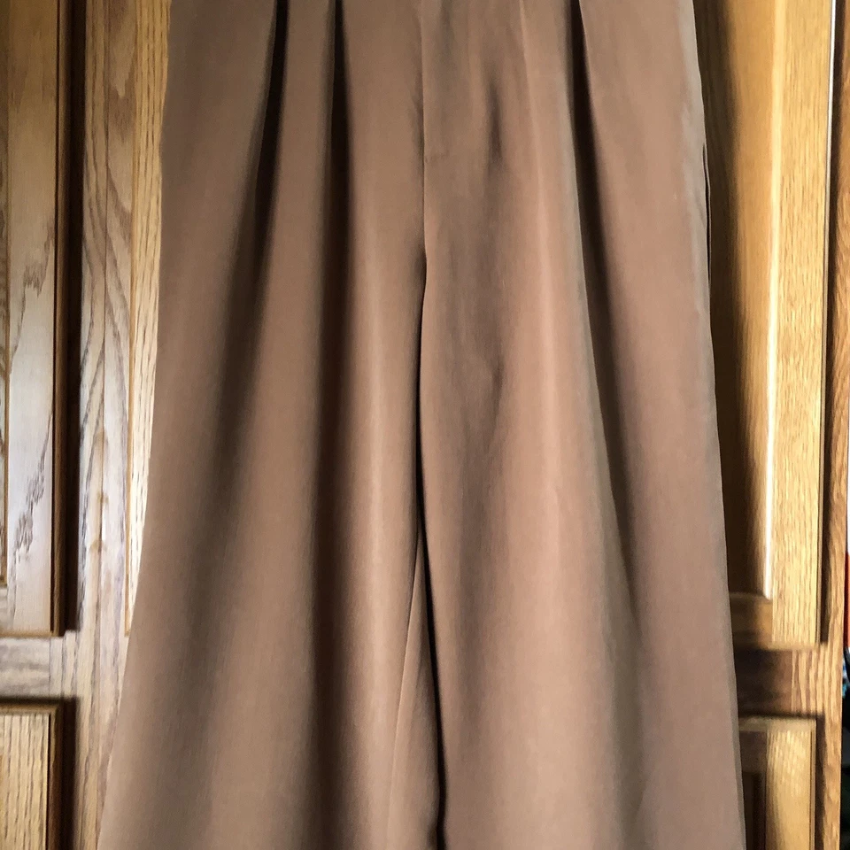 Petite Studio NYC High Rise Pleated Wide Leg Pants Women’s Large Business Casual - Image 4 of 4