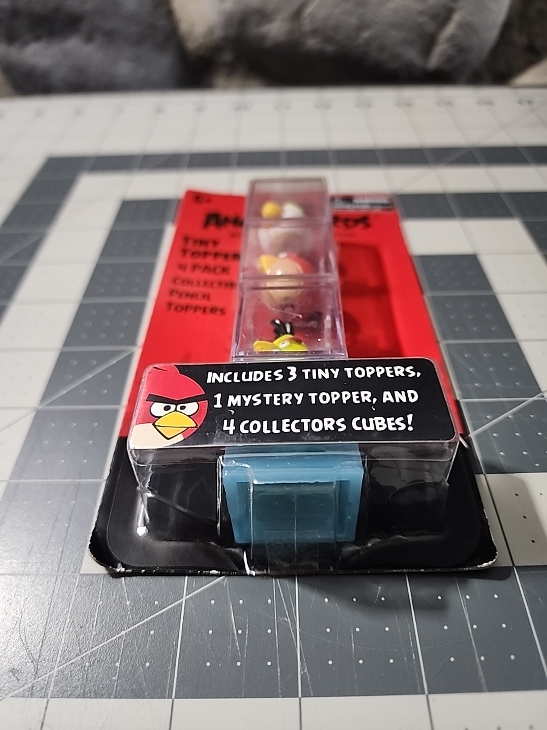 2012 Rovio Angry Birds Tiny Toppers  4 Pack With Clicker Pen MZB