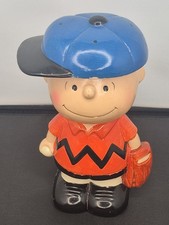 Vintage 1971 Charlie Brown Baseball Player Bank Peanuts Family Figure