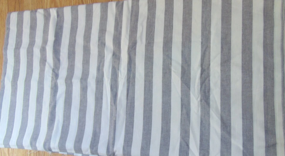 New Gray & White Wide Striped Cotton Sewing Craft Fabric Material 3 1/2 + yards - Image 2 of 3