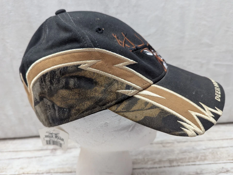 Gorra Buck Wear Deer Hunter Dominate the Woods Caza Correa Foto 4 de 4