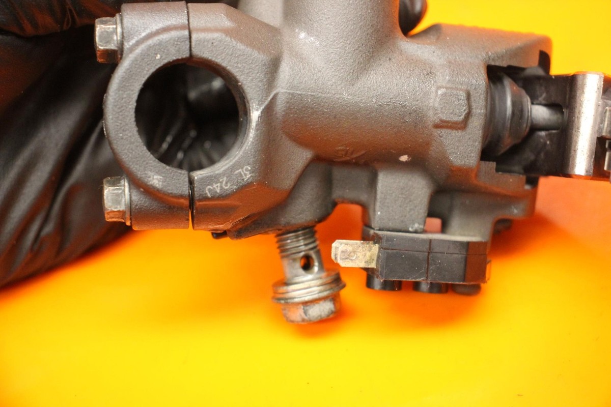 2000-2005 KAWASAKI NINJA ZX12R OEM RIGHT CLIPON HAN | eBay