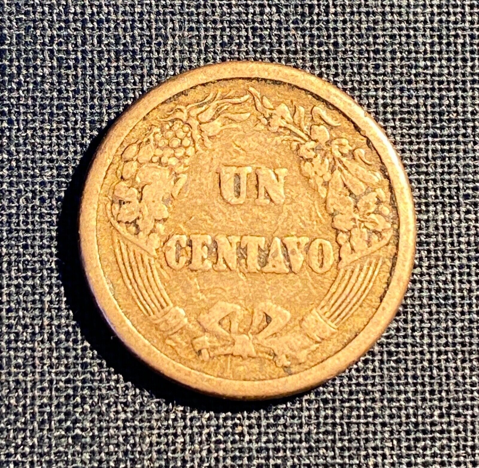 G - Peru - 1 Centavo - 1864  - Attractive Copper Coin!