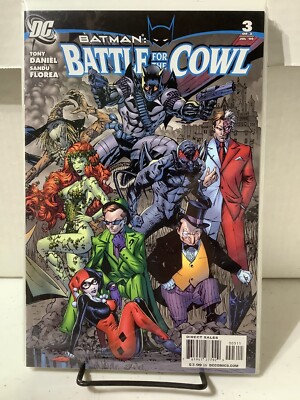Batman Battle For The  Cowl #3 - 2009 - VF-NM - 1st Damien Wayne as Robin