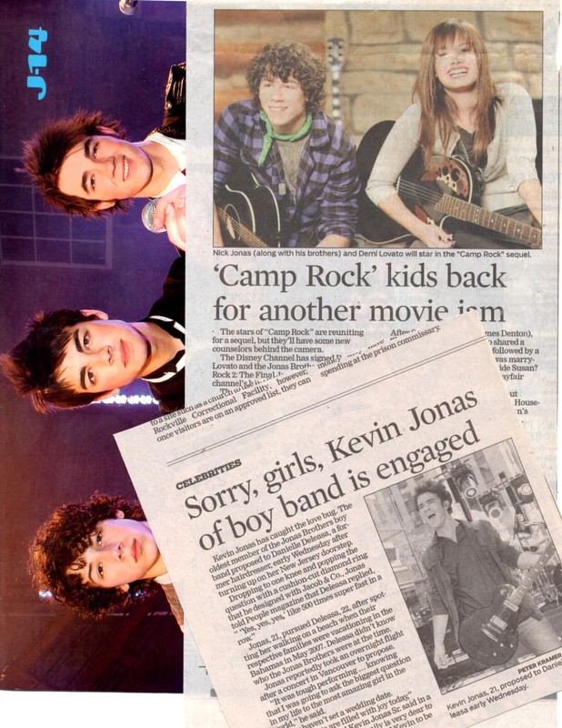 THE JONAS BROTHERS 160 separate pages clippings lot  Nick Joe Kevin (1 pound!)