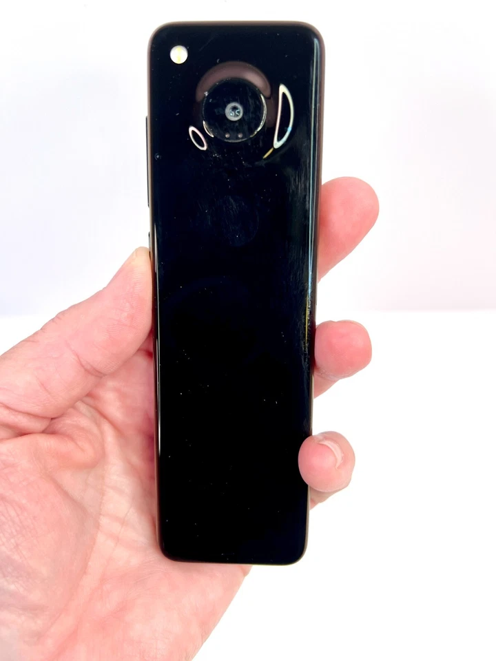 Essential GEM PH-2 *PROTOTYPE* Extremely Rare Collector Phone - Black (5-PM3-5) - Image 2 of 4
