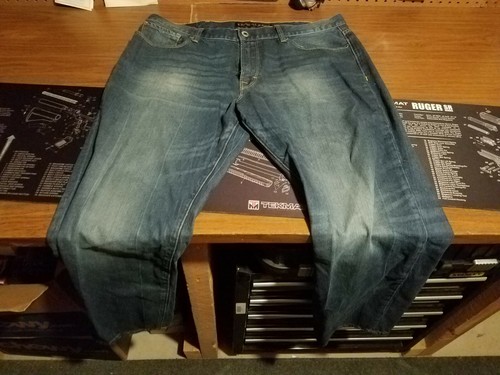 EXPRESS Blake style Jeans Loose Fit 