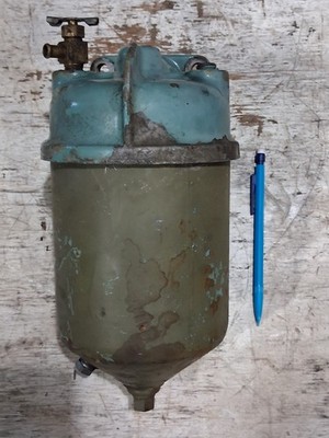 Detroit Diesel 5134601 Filter Head with Canister 353 Gama Goat M-561