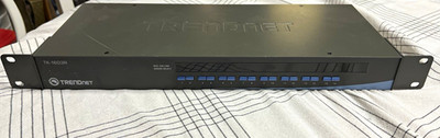 TRENDnet TK-1603R 16-Port 1:16 PS/2 VGA Rackmount KVM Switch, Black