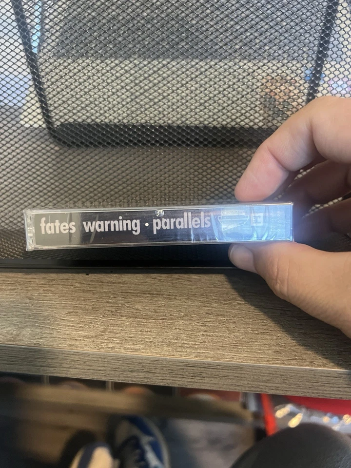 Fates Warning Parallels Heavy Metal Music Cassette Tape Sealed!! Foto 2 de 4
