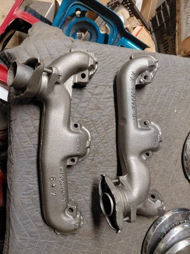 PONTIAC 69 70 71 72 GTO TRANS AM EXHAUST MANIFOLDS PAIR 480602 LH  9796992 RH