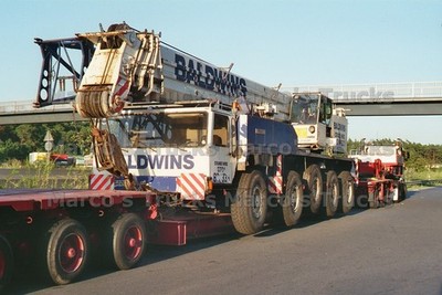 LKW Foto Liebherr Kranwagen UK blau BALDWINS CRANE HIRE #n4uw
