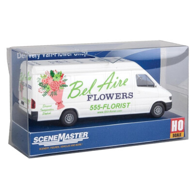 NEW Walthers Delivery Van Bel Aire Flowers WHT/GRN/Red HO Scale FREE US SHIP