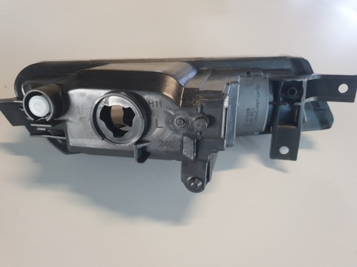 BMW 1 SRS FOG LAMP 2007-2011 - Picture 3 of 3