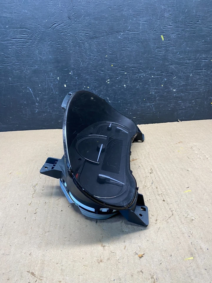 Cadillac CTS 2017 velocímetro cuadro de instrumentos indicadores OEM M1648 DG Foto 2 de 4