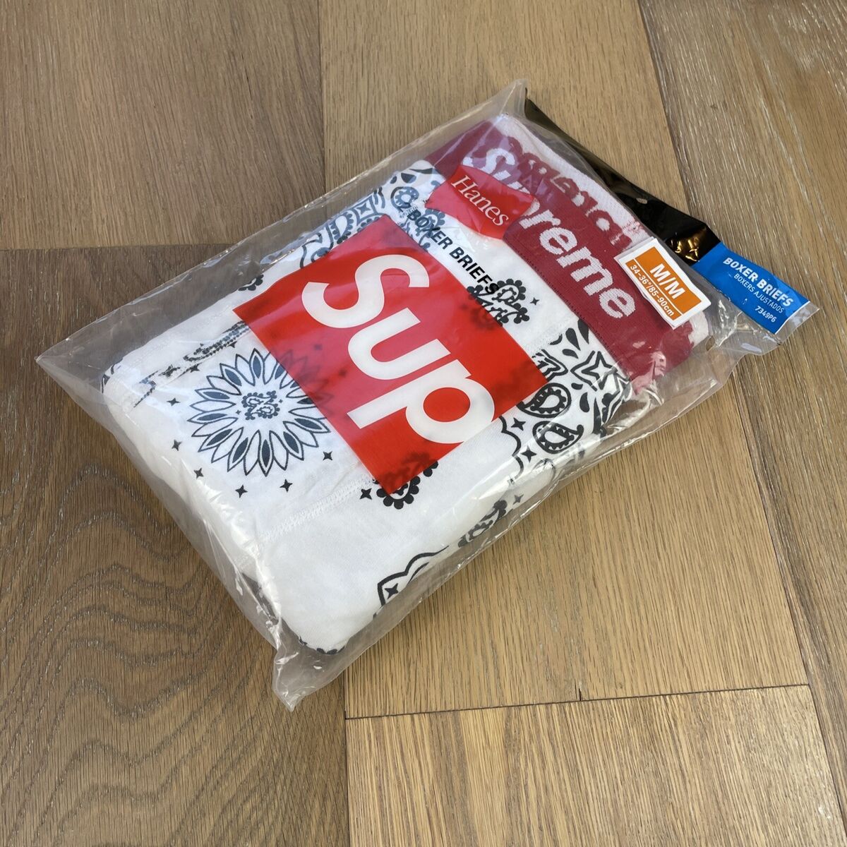 Supreme Hanes White Bandana Boxers 2 Pack Size M Briefs Supreme Hanes White Bandana Boxers 2 Pack Size M Briefs