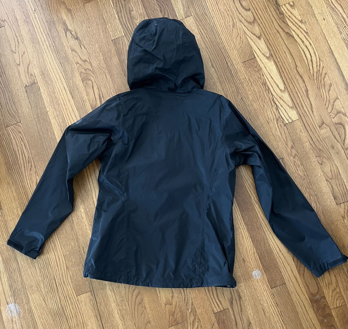 NWOT mountain hardwear rain/wind jacket Size medium | eBay NWOT mountain hardwear rain/wind jacket Size medium | eBay