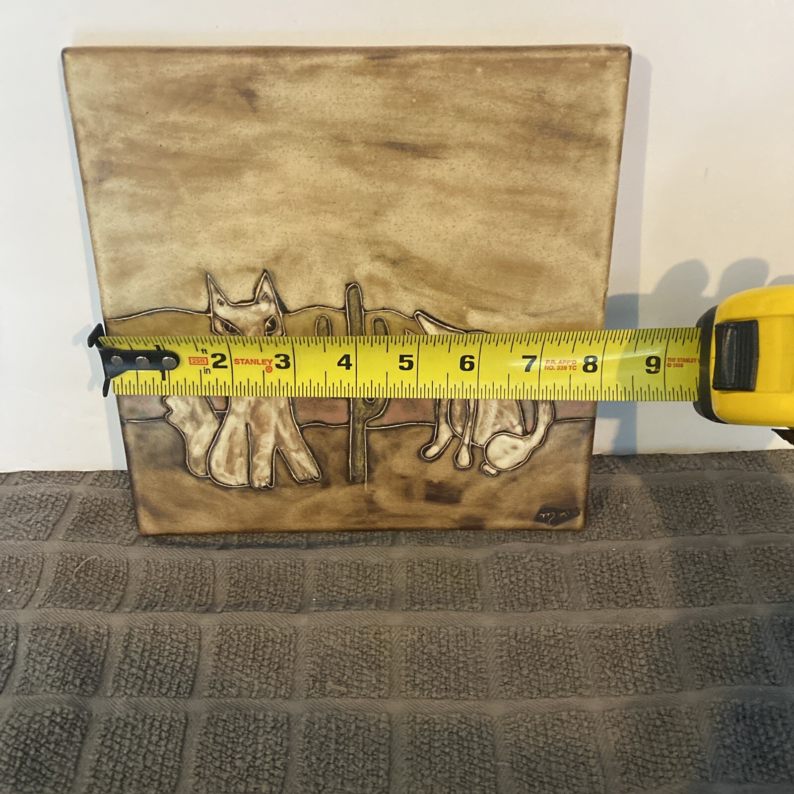 Mara Stoneware, Southwestern Coyote Trivet 8"