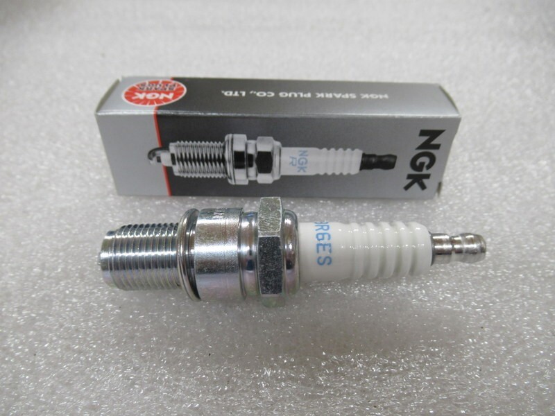 S15 Genuine NGK BR6ES Spark Plug 4922 OEM New Factory Boat Parts