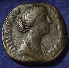 ROMAINE FAUSTINE JEUNE SESTERCE 176 Revers SIDERIBVS RECEPTA/ S|C R2 TTB