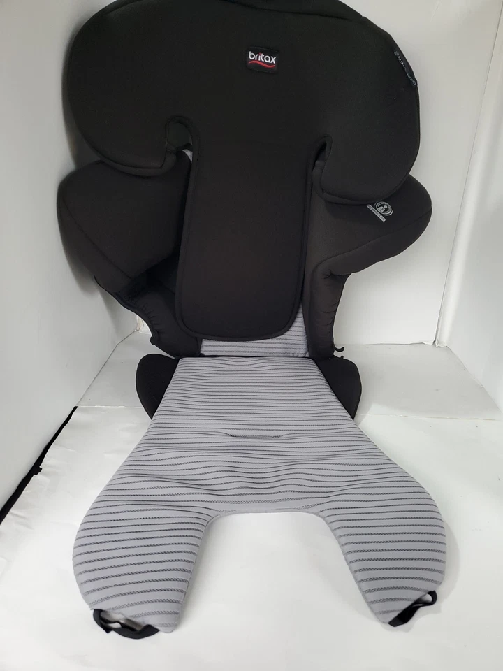 Britax Midpoint Dual Comfort Booster Car Seat Fabric Cover Replacement Padding.  - Image 2 of 4
