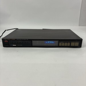 Vintage Fisher FM-273 AM/FM Stereo Synthesizer Tuner Tested Working Condition