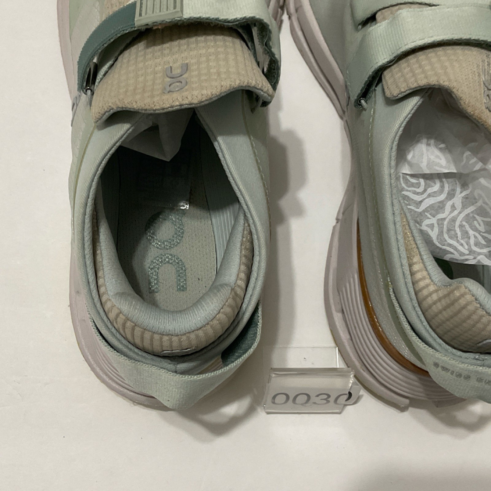 On Cloudnova Hook & Loop Light Green Beige White … - image 5