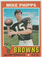 1971 71 Topps #131 Mike Phipps Rookie card RC Cleveland Browns EX or better