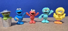 5 Sesame Street Neighborhood Friends Toy Action Figures Just Play  Oscar