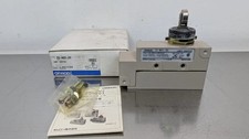 Omron ZE-N21-2S Limit Switch 125/250/480VAC 125/250VDC 15A/0.5A