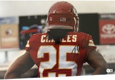 Jamaal Charles Cards and Memorabilia Guide 23