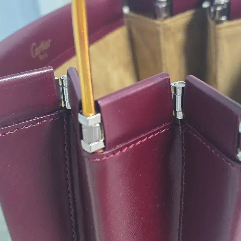 Cartier Trinity Ruby Leather Tote Bag, Excellent … - image 9