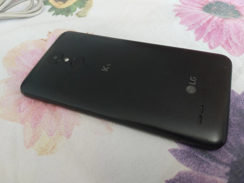 Smartphone LG K9 LM-X210EM Brand Tim - Immagine 3 di 4