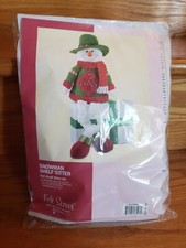 Herrschners Felt Street Snowman Felt  Beads Craft Kit Shelf Sitter New